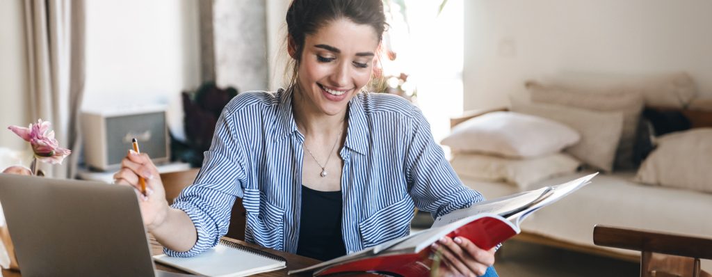 Behalten Sie die Ordnung im Homeoffice