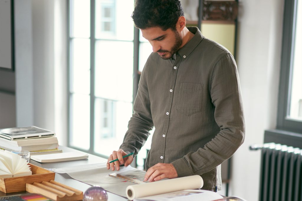 Sedus: Ein höhenverstellbarer Schreibtisch sorgt für mehr Ergonomie am Arbeitsplatz